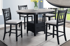 Cm 2795 COUNTER HEIGHT TABLE AND 4 CHAIRS
